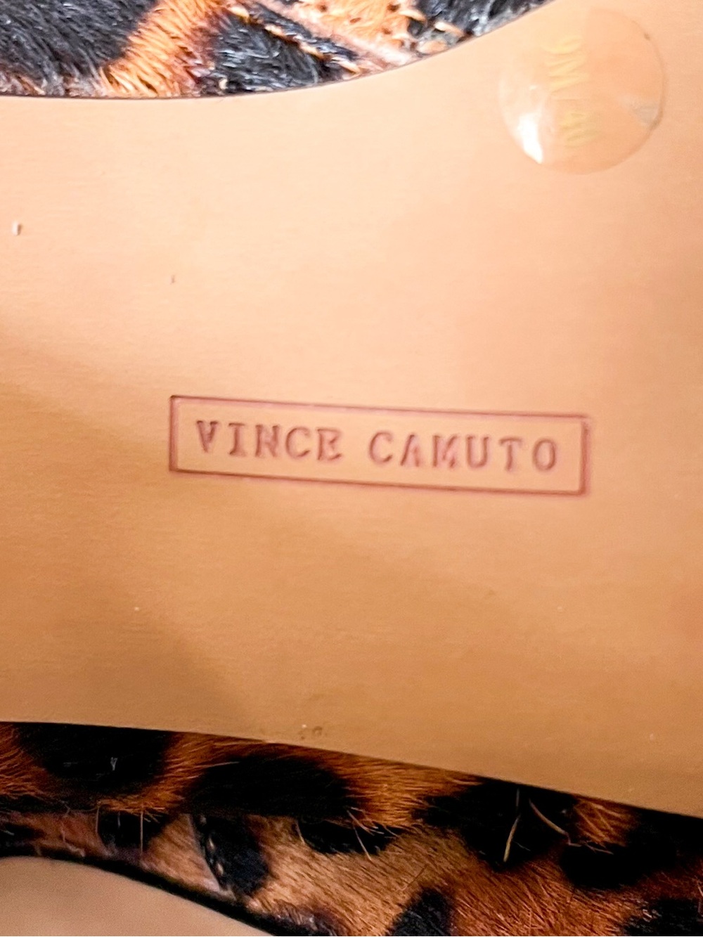 Vince Camuto Nandi2 Leopard Print Calf Hair Heeled Ankle Bootie Size 9 - Picture 8 of 13
